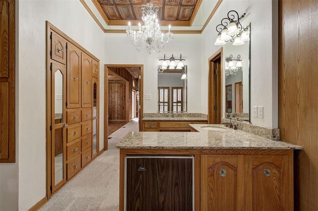 1839 E Pleasantview Lane, Mustang, OK 73064