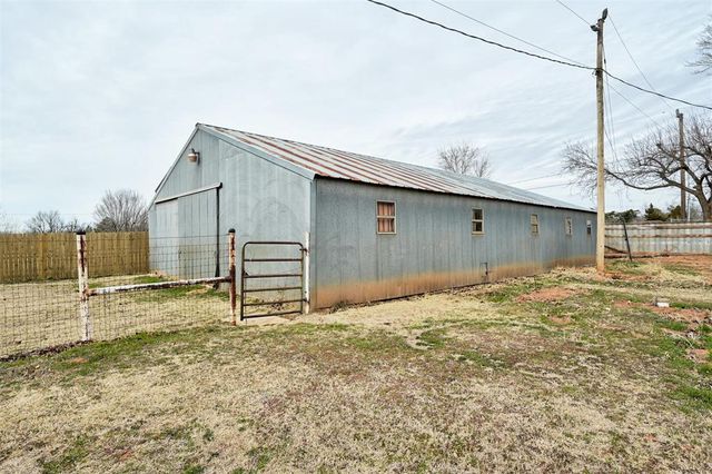 1839 E Pleasantview Lane, Mustang, OK 73064