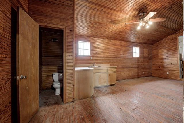 1839 E Pleasantview Lane, Mustang, OK 73064