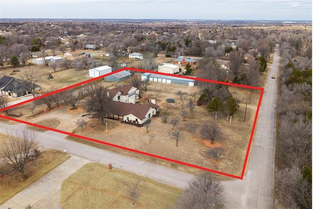 1839 E Pleasantview Lane, Mustang, OK 73064