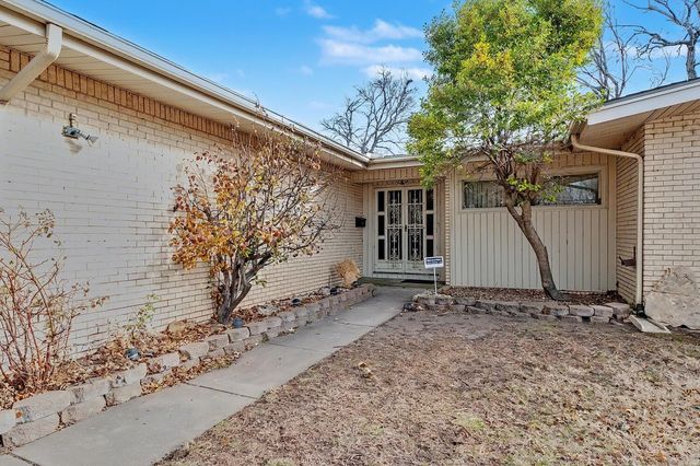 2446 N Coolidge Ave, Wichita, KS 67204