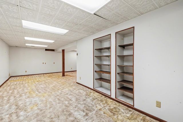 2446 N Coolidge Ave, Wichita, KS 67204