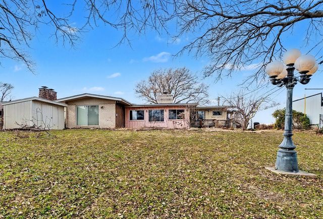 2446 N Coolidge Ave, Wichita, KS 67204