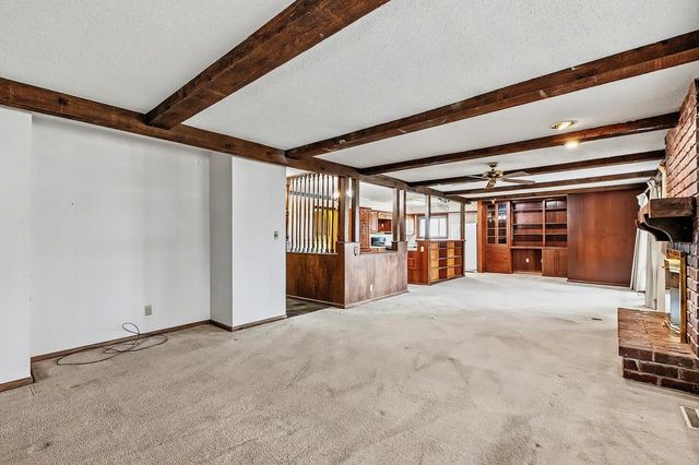 2446 N Coolidge Ave, Wichita, KS 67204