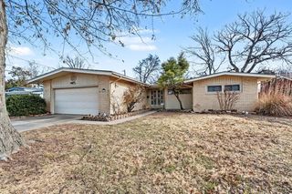2446 N Coolidge Ave, Wichita, KS 67204