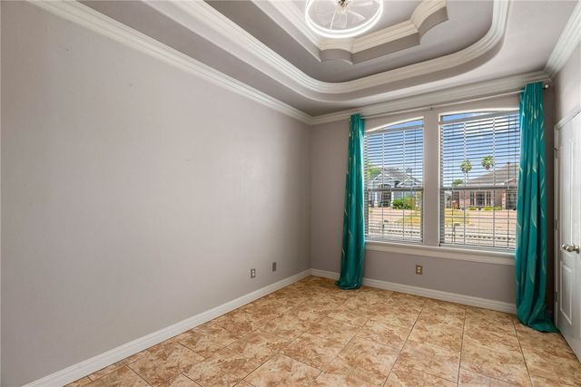 6821 Round Table St, Corpus Christi, TX 78414
