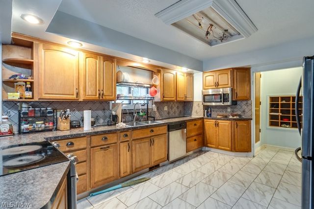 406 Washburn Road, Tallmadge, OH 44278