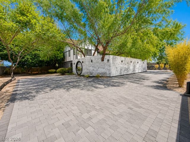 3090 El Camino Road, Las Vegas, NV 89146