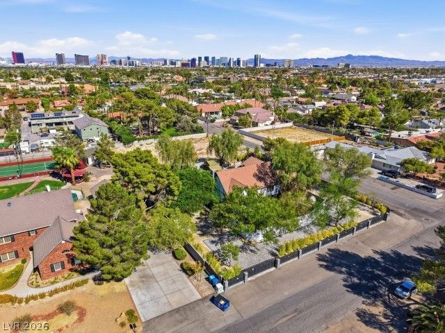3090 El Camino Road, Las Vegas, NV 89146