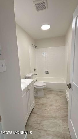 1036 Aberdeen Drive B, Lakewood, NJ 08701