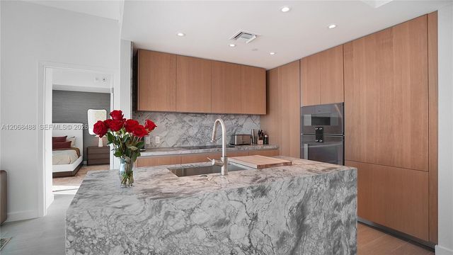 500 Alton Road 3605, Miami Beach, FL 33139
