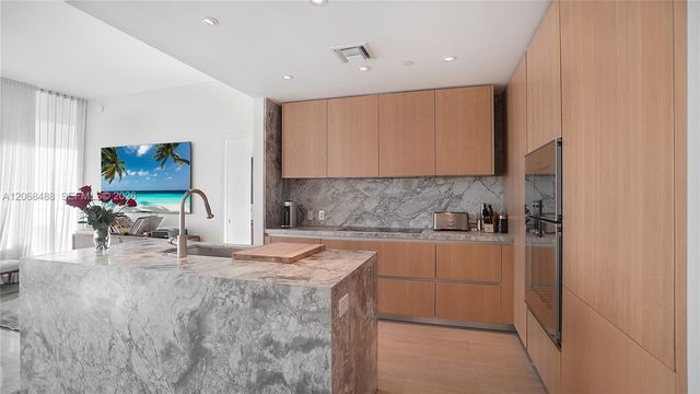 500 Alton Road 3605, Miami Beach, FL 33139