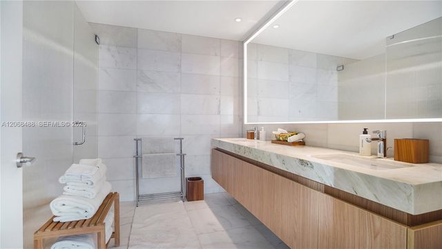 500 Alton Road 3605, Miami Beach, FL 33139
