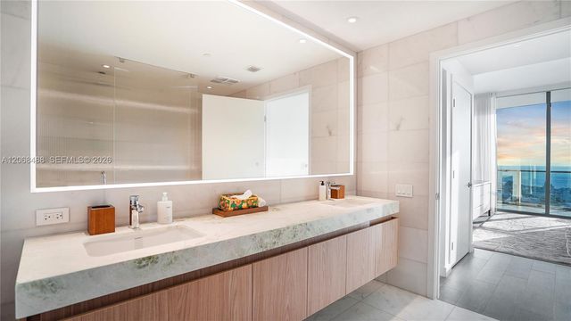 500 Alton Road 3605, Miami Beach, FL 33139