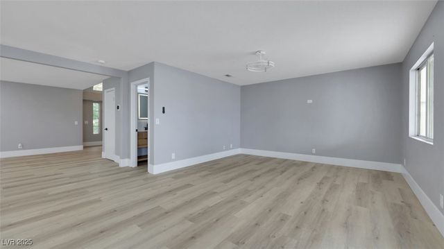 6556 Mount Roy Lane, Las Vegas, NV 89156