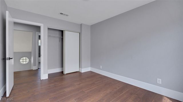 6556 Mount Roy Lane, Las Vegas, NV 89156