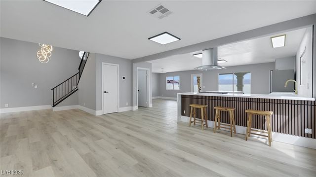 6556 Mount Roy Lane, Las Vegas, NV 89156