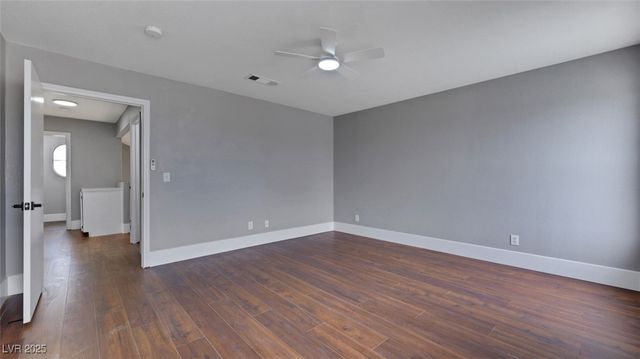 6556 Mount Roy Lane, Las Vegas, NV 89156