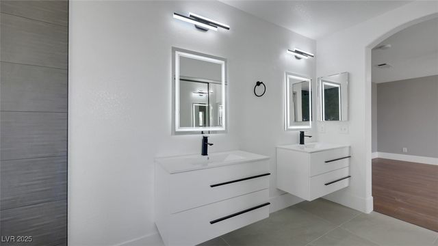 6556 Mount Roy Lane, Las Vegas, NV 89156