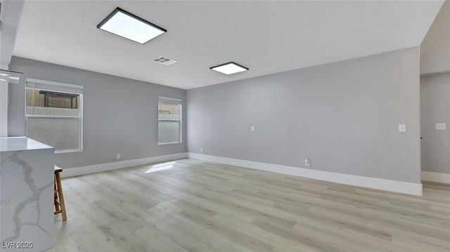 6556 Mount Roy Lane, Las Vegas, NV 89156