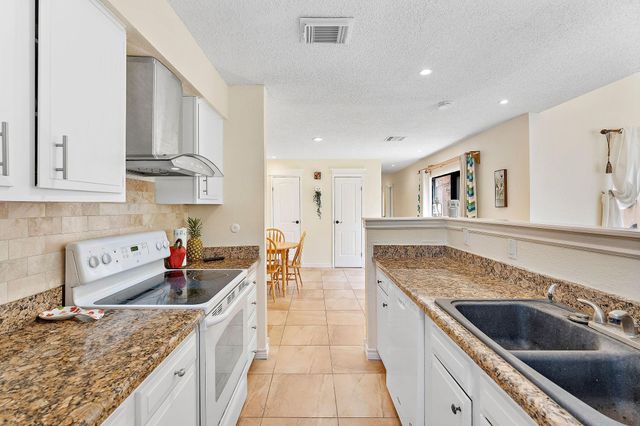 2419 Briarwest Boulevard, Houston, TX 77077