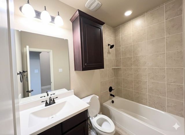 1001 Summer Lane, Mckinney, TX 75071