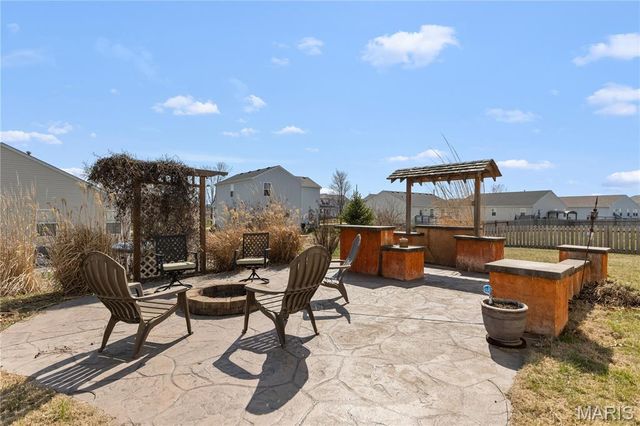 70 Willow Springs Drive, Moscow Mills, MO 63362