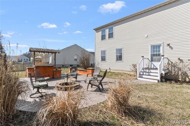 70 Willow Springs Drive, Moscow Mills, MO 63362