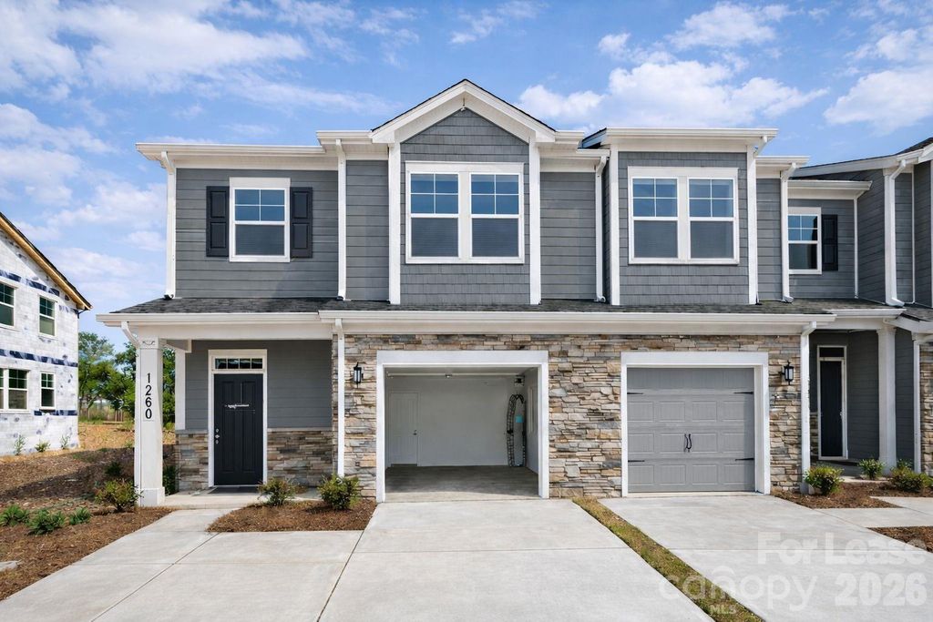 1260 Scarlet Firethorne Avenue, Huntersville, NC 28028