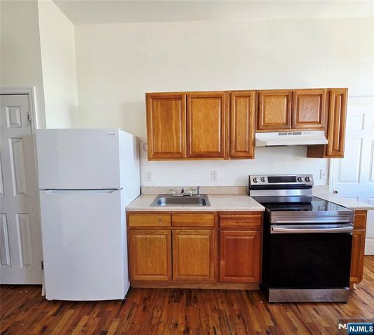 6 Garden Street 7, Passaic, NJ 07055