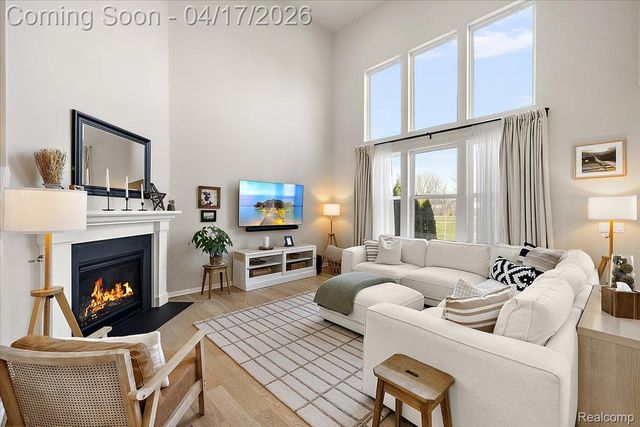 20942 Torbay Drive, Lyon Charter Township, MI 48167