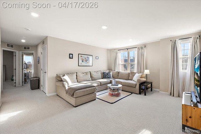 20942 Torbay Drive, Lyon Charter Township, MI 48167