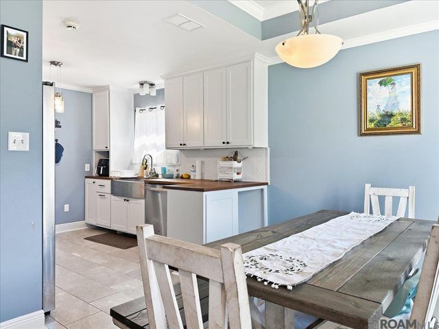 8077 Carlton Roberts Blvd, Denham Springs, LA 70726
