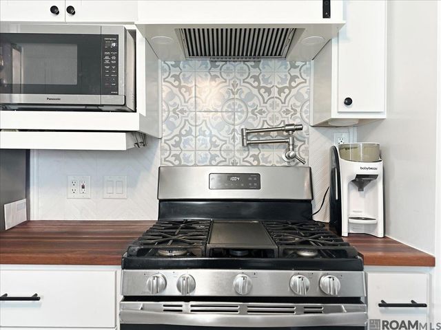 8077 Carlton Roberts Blvd, Denham Springs, LA 70726