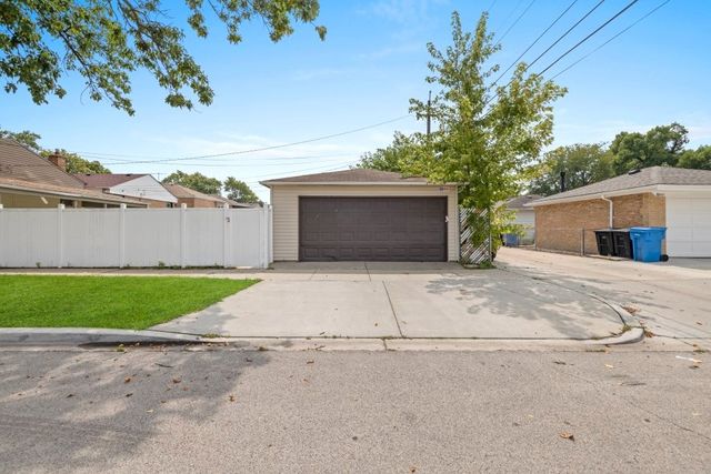 4800 S Lavergne Avenue, Chicago, IL 60638