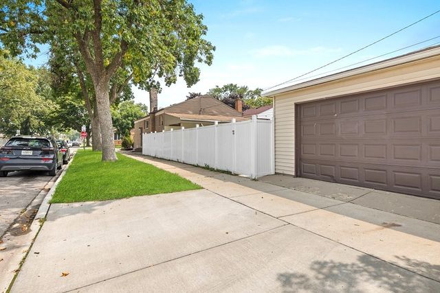 4800 S Lavergne Avenue, Chicago, IL 60638