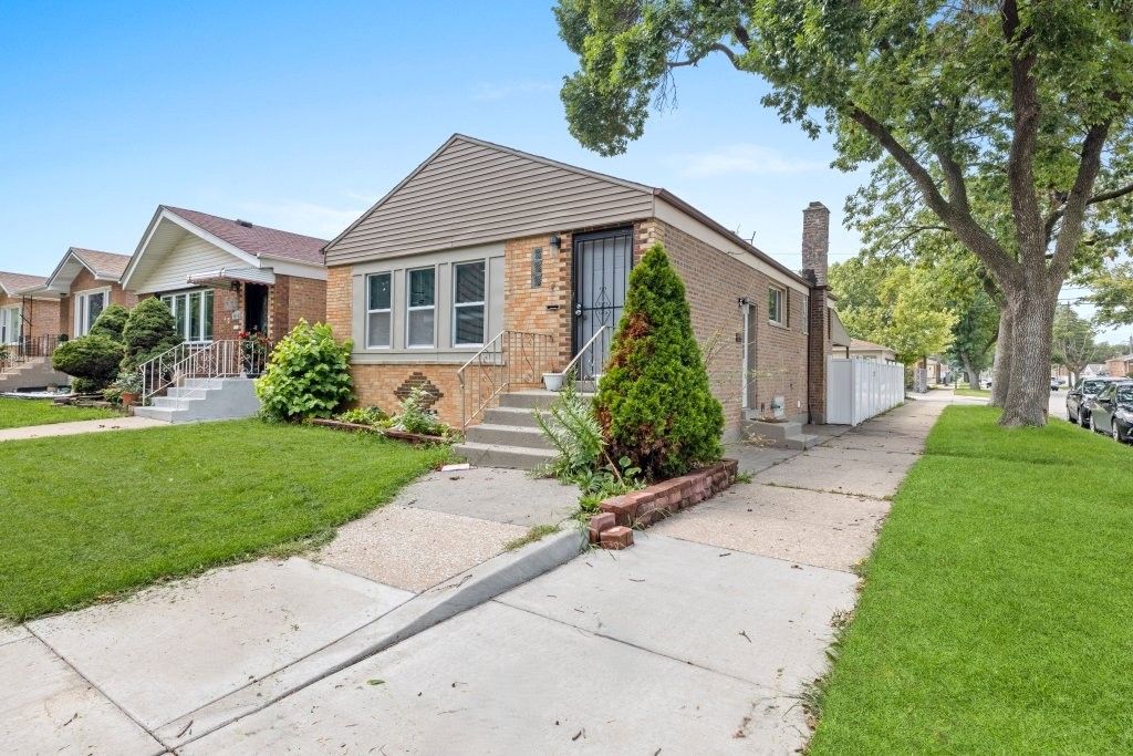 4800 S Lavergne Avenue, Chicago, IL 60638