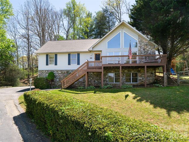 15 Tiffany Lane, Asheville, NC 28804