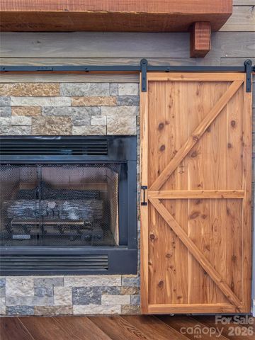 15 Tiffany Lane, Asheville, NC 28804