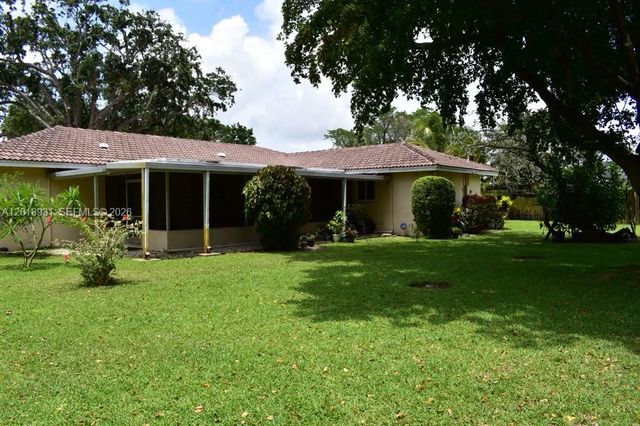 3634 Lowson Boulevard, Delray Beach, FL 33445