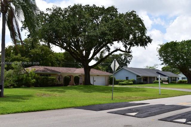 3634 Lowson Boulevard, Delray Beach, FL 33445