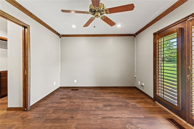 2442 Edgewood Drive, Enid, OK 73703