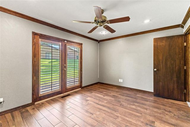 2442 Edgewood Drive, Enid, OK 73703