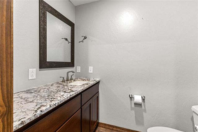 2442 Edgewood Drive, Enid, OK 73703