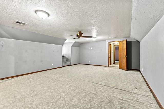 2442 Edgewood Drive, Enid, OK 73703