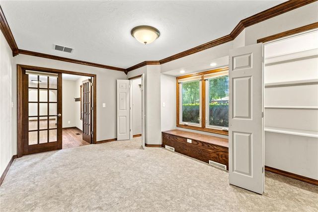 2442 Edgewood Drive, Enid, OK 73703