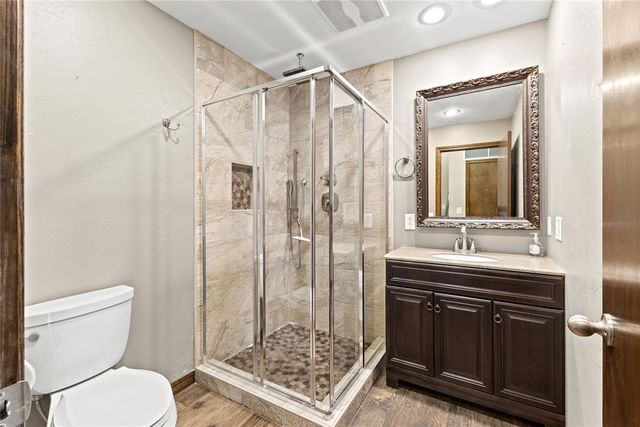 2442 Edgewood Drive, Enid, OK 73703