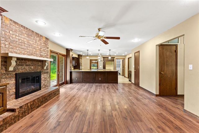2442 Edgewood Drive, Enid, OK 73703