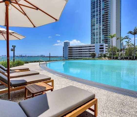 650 NE 32nd St 3106, Miami, FL 33137
