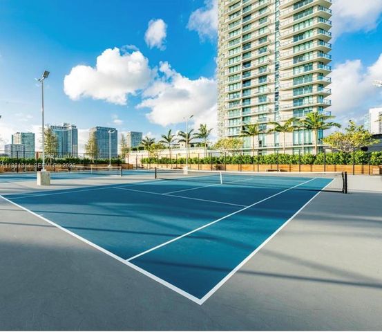 650 NE 32nd St 3106, Miami, FL 33137